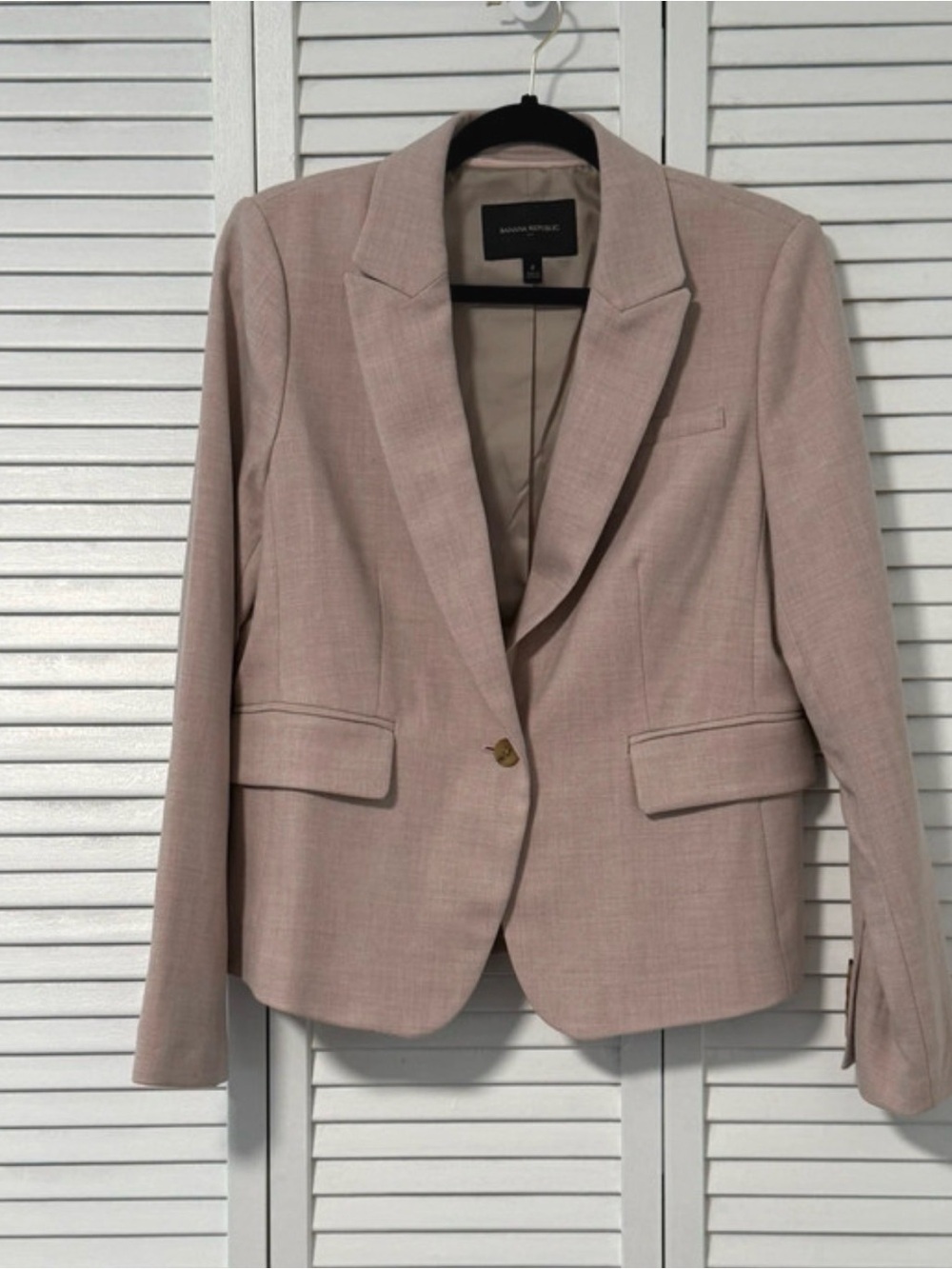 Banana Republic women Pale Pink with trousers